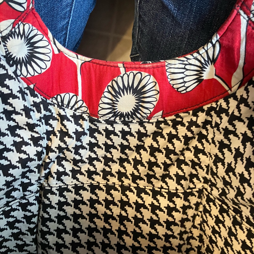 Very Bradley Two Handle deco daisy red print Shoulder Bag - Picture 4 of 6